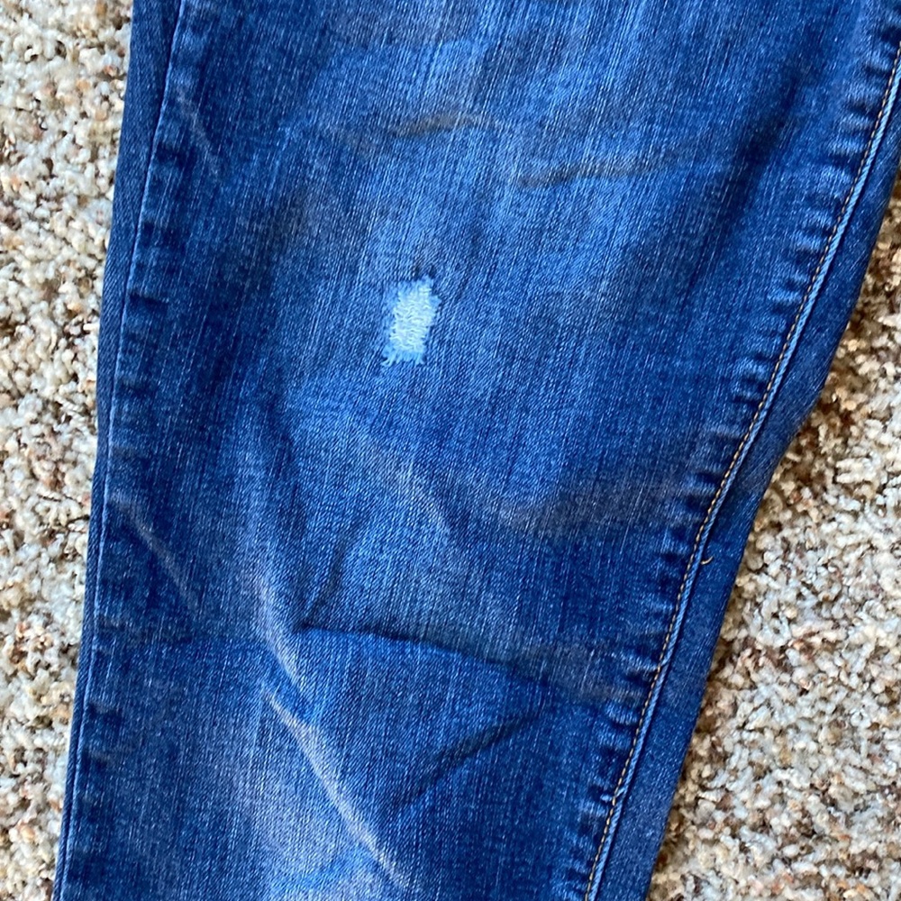 Gap Boyfriend Fit Jeans - image 5